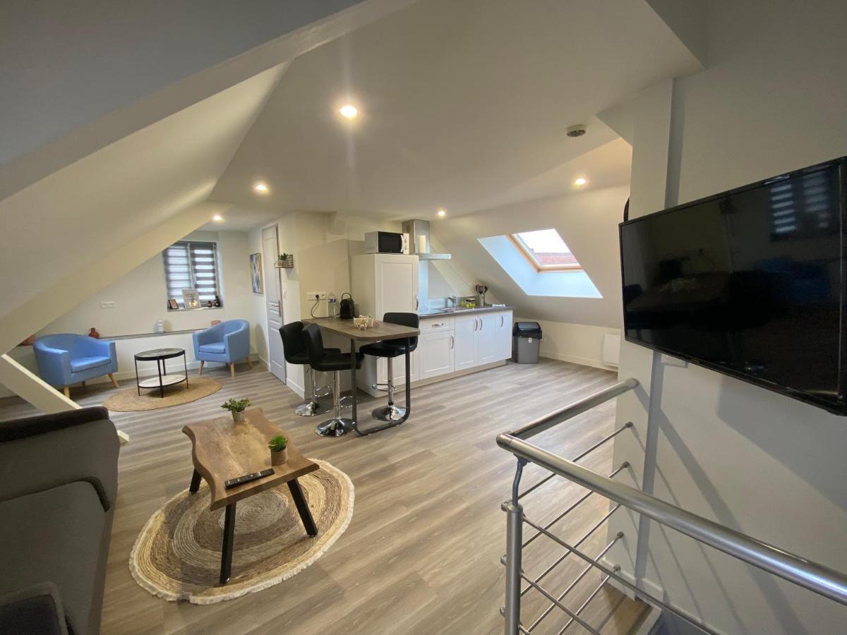 Studio Spacieux Et Elegant Au Coeur De Bourbourg - Gare A Proximite 外观 照片